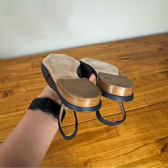 LK Bennett Navy Slingback Flats with Chain Detail - Picture 5 of 8